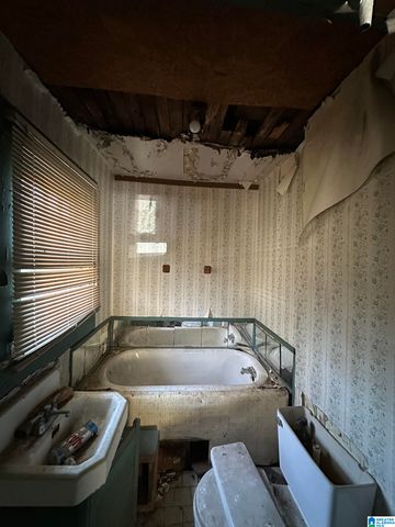 4315 5TH AVENUE, Birmingham, AL 35224