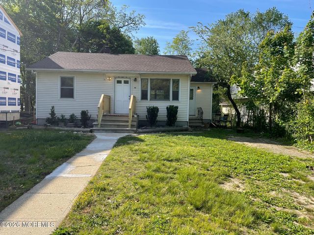 109 W 6th Street, Howell, NJ 07731