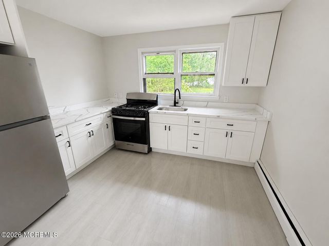 109 W 6th Street, Howell, NJ 07731