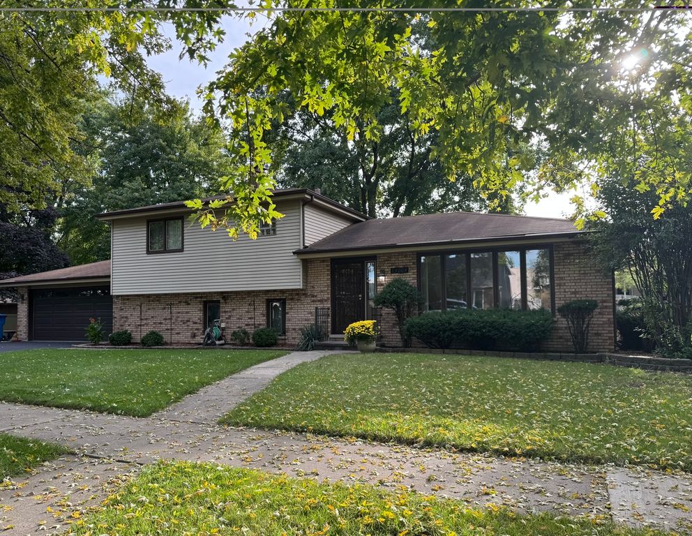13004 S Blossom Drive, Alsip, IL 60803 — exterior