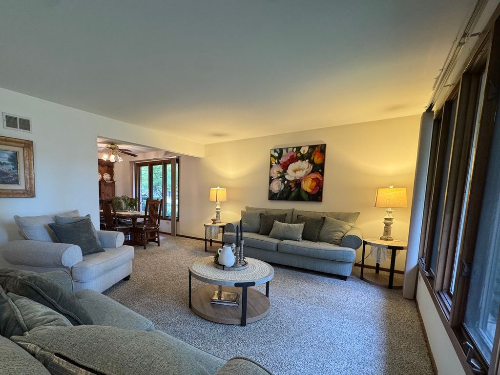 13004 S Blossom Drive, Alsip, IL 60803 — photo 3