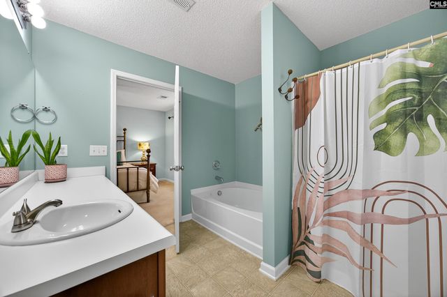 112 Chethan Circle, Lexington, SC 29073