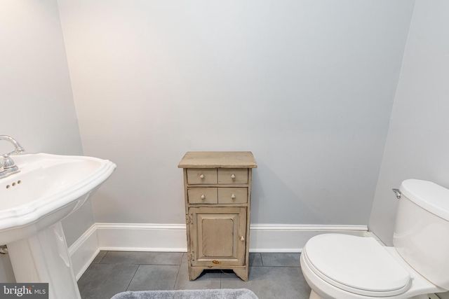 401 W 3RD ST, Moorestown, NJ 08057