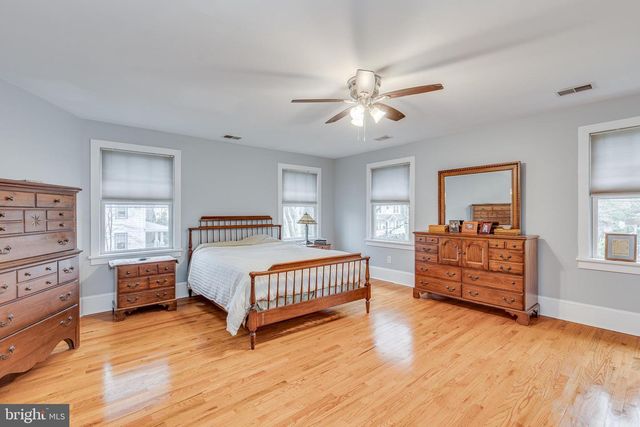 401 W 3RD ST, Moorestown, NJ 08057