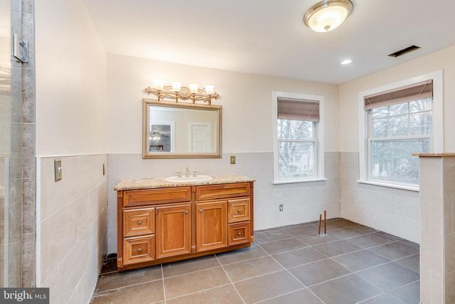 401 W 3RD ST, Moorestown, NJ 08057