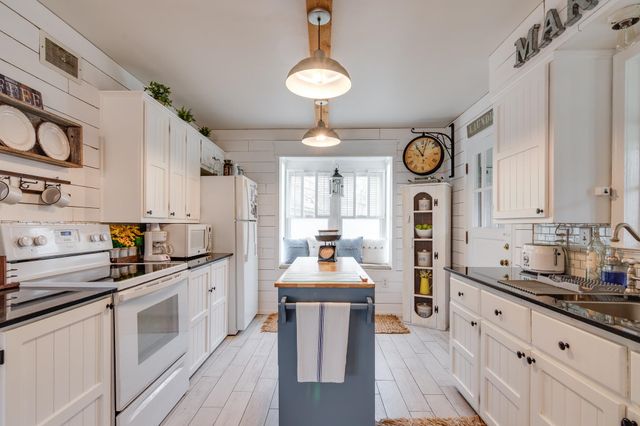 3800 ALLANDALE DR, Memphis, TN 38111