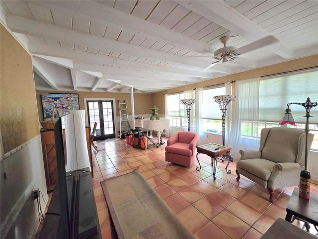 4237 SARASOTA AVENUE, Sarasota, FL 34234