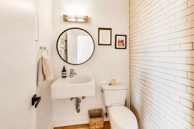 1128 W Ardmore Avenue 9, Chicago, IL 60660