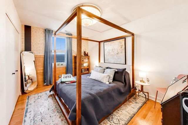 1128 W Ardmore Avenue 9, Chicago, IL 60660