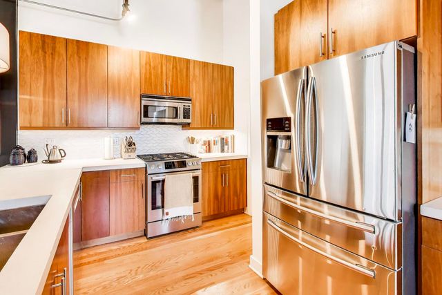 1128 W Ardmore Avenue 9, Chicago, IL 60660