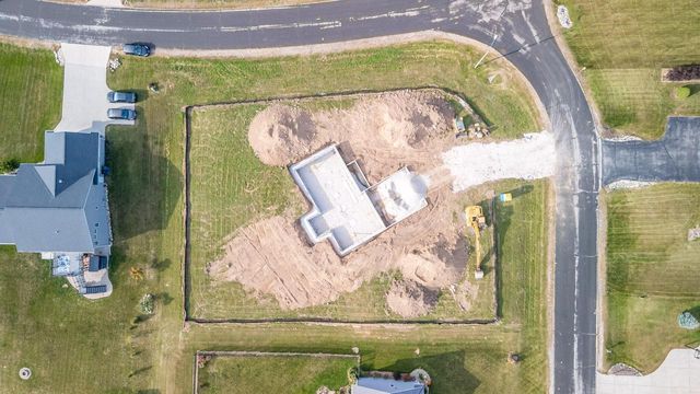 627 Bobolink LANE, Cascade, WI 53011