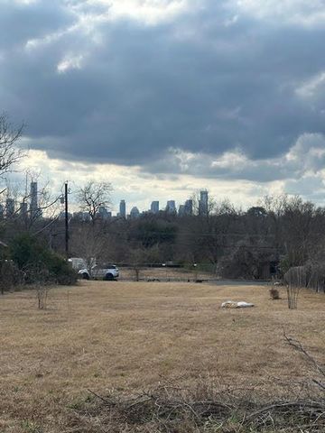 2009 Greenwood Ave, Austin, TX 78723