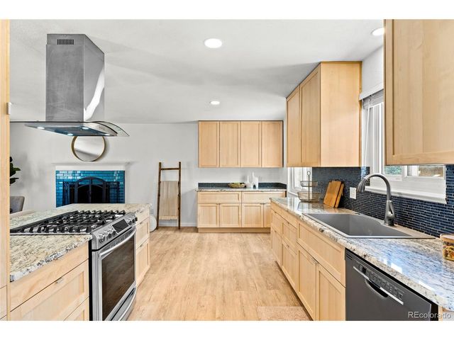 6315 S Johnson St, Littleton, CO 80123