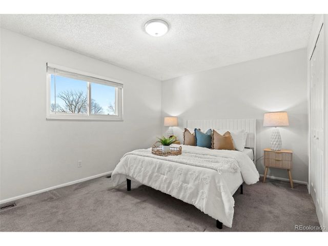 6315 S Johnson St, Littleton, CO 80123