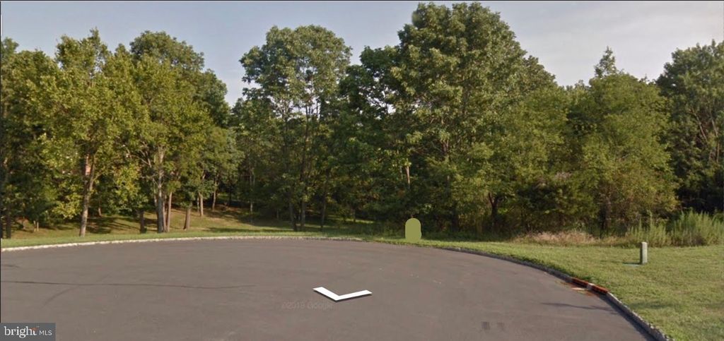 6 ROOSEVELT AVE, PENNINGTON, NJ 08534 — exterior