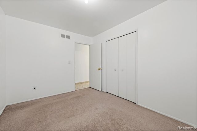 4681 Dickson Drive, Sterling Heights, MI 48310