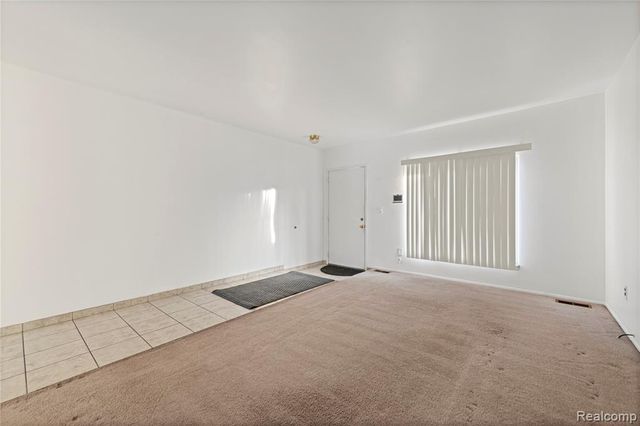 4681 Dickson Drive, Sterling Heights, MI 48310