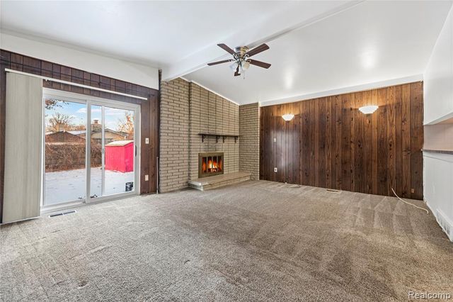 4681 Dickson Drive, Sterling Heights, MI 48310