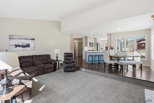 4768 RIDGECREST CT, Rapid City, SD 57702