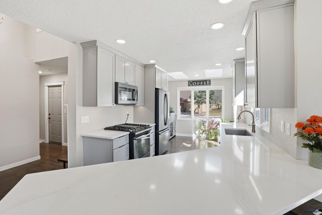 4768 RIDGECREST CT, Rapid City, SD 57702