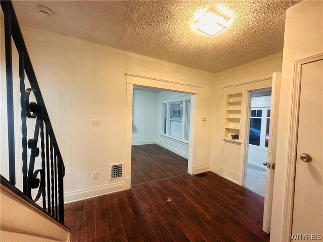 30 Clio Avenue, Buffalo, NY 14220