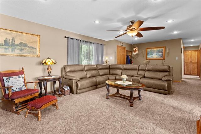 304 North Street, Farley, MO 64028