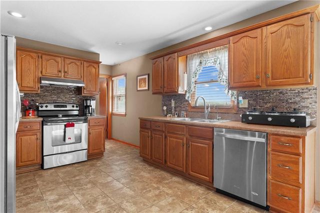 304 North Street, Farley, MO 64028