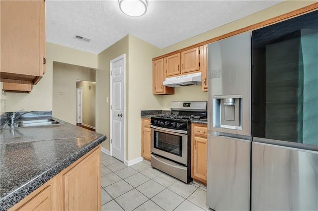 9247 Ryan Ridge Court, Jonesboro, GA 30238