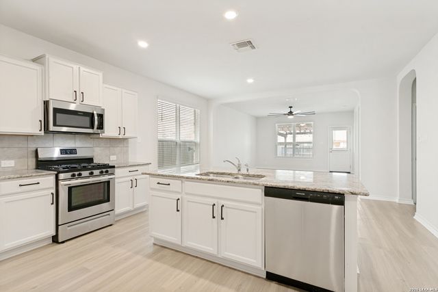 13632 MCBRIDE BEND, San Antonio, TX 78254