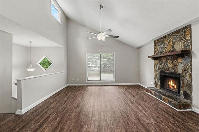 6085 Cowan Mill Road, Douglasville, GA 30135