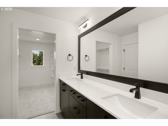 132 Randall Street, Oregon City, OR 97045