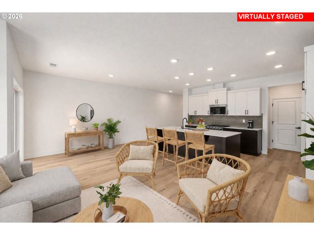 132 Randall Street, Oregon City, OR 97045