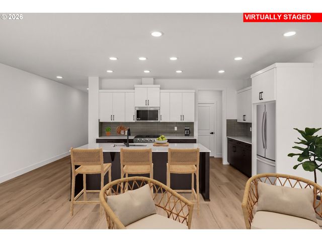 132 Randall Street, Oregon City, OR 97045