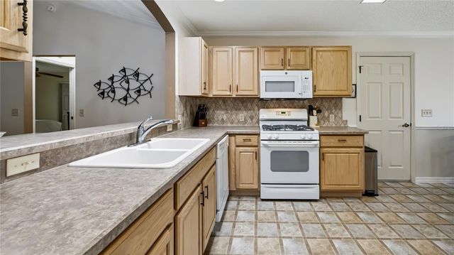 17617 SE 80TH ALTAMAHA COURT, The Villages, FL 32162