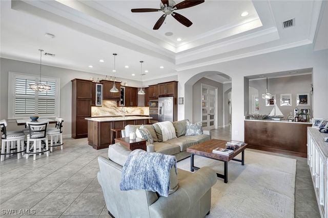 4905 Andros DR, Naples, FL 34113