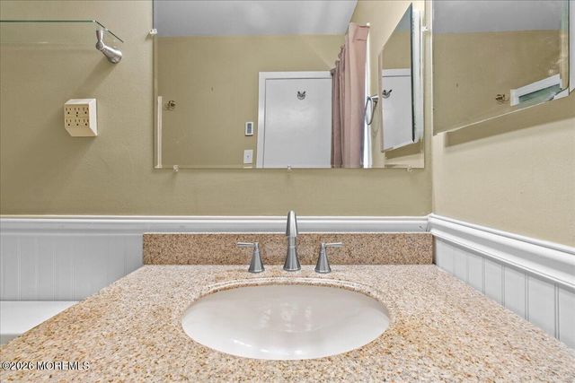 13 Tudor Court, Brick, NJ 08723