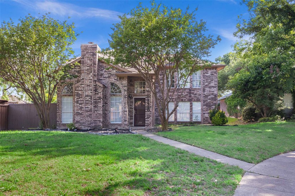 2410 Hedgeway Circle, Garland, TX 75044