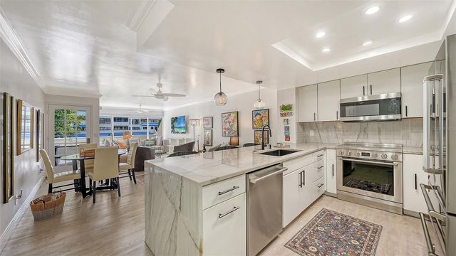 825 OSPREY AVENUE 108, Sarasota, FL 34236