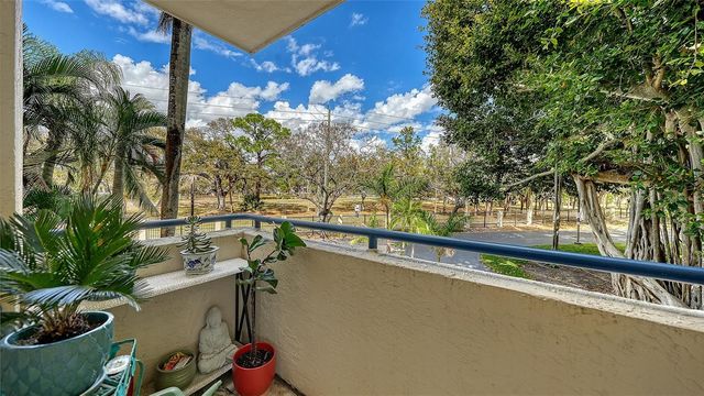 825 OSPREY AVENUE 108, Sarasota, FL 34236