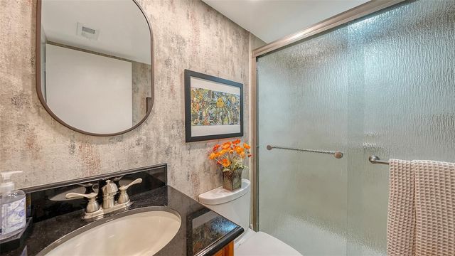 825 OSPREY AVENUE 108, Sarasota, FL 34236