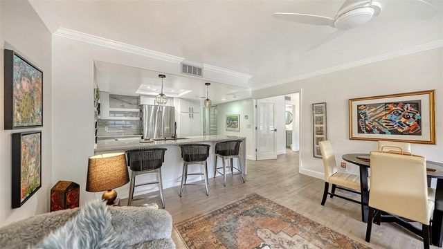 825 OSPREY AVENUE 108, Sarasota, FL 34236