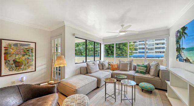 825 OSPREY AVENUE 108, Sarasota, FL 34236