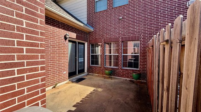 5515 Davis LN 82, Austin, TX 78749