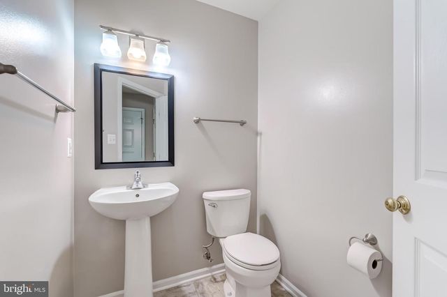 9225 CARDINAL FOREST LN, Lorton, VA 22079