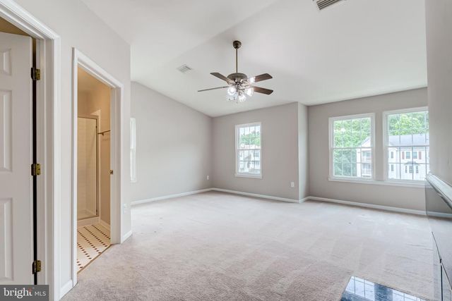 9225 CARDINAL FOREST LN, Lorton, VA 22079