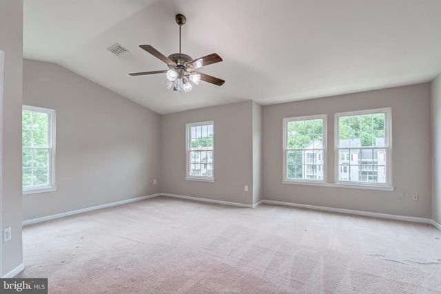 9225 CARDINAL FOREST LN, Lorton, VA 22079