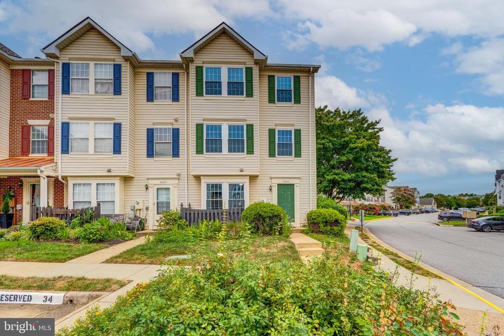 9225 CARDINAL FOREST LN, Lorton, VA 22079