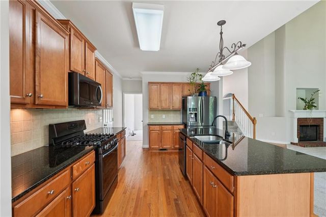 152 Gold Mill Place, Canton, GA 30114