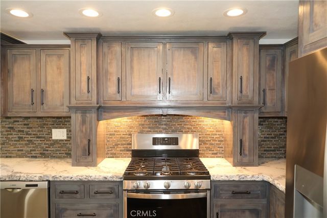 1724 High Vista, Palmdale, CA 93550