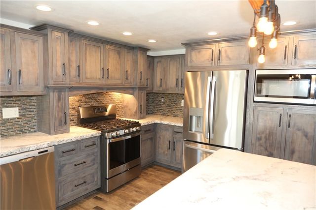 1724 High Vista, Palmdale, CA 93550